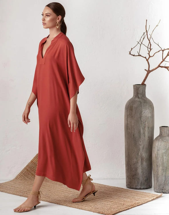 Vestido Midi Túnica de Praia Decote V kaftan casual plus size terracota viscose soltinho