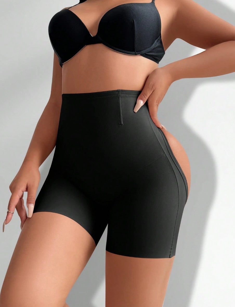 Bermuda Modeladora Cinta Efeito Ampulheta Empina Bumbum afina cintura preta