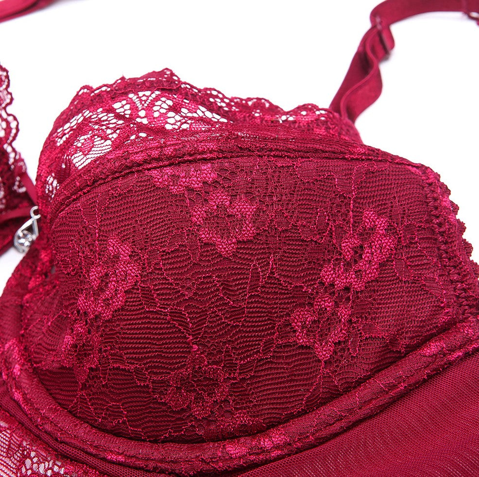 Conjunto Lingerie de Renda com Cinta-Liga + Meia 7/8