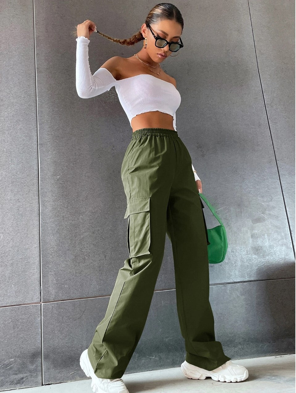 Calça Cargo Bolsos Laterais Wide Leg Classic