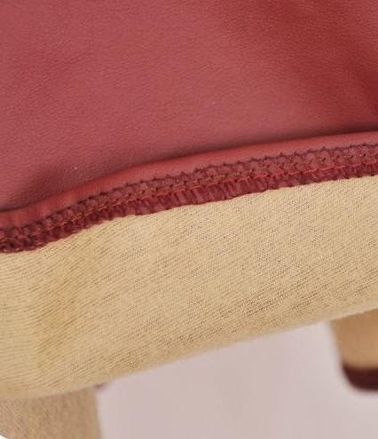 Saia de Couro Evasê Curta