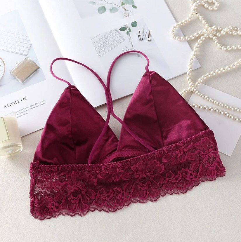 sutiã cropper Bralette de cetim com renda marsala