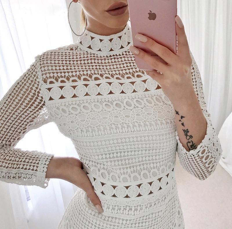 Vestido Curto de Renda manga longa Branco Festa