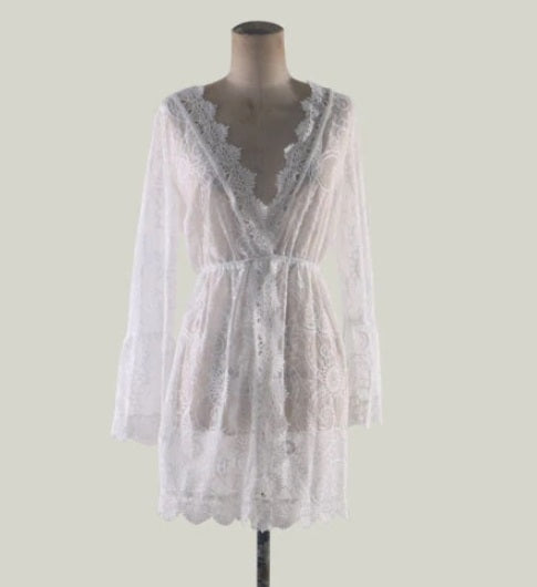 Vestido de Renda | Saída de Praia Curta