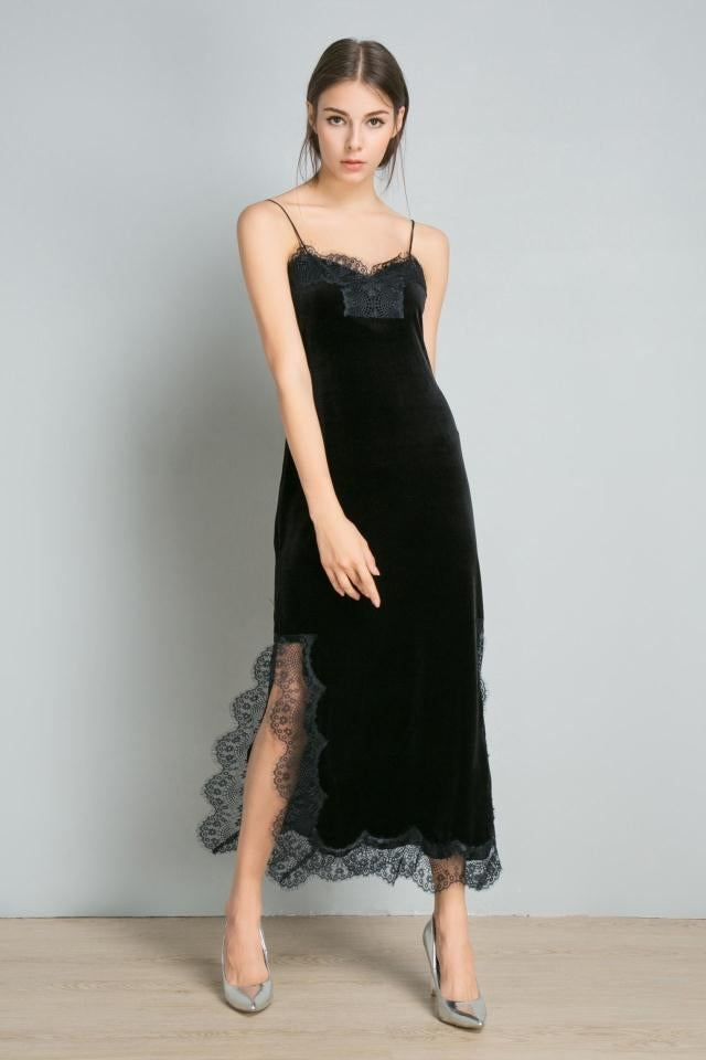 Vestido Veludo Midi com Renda