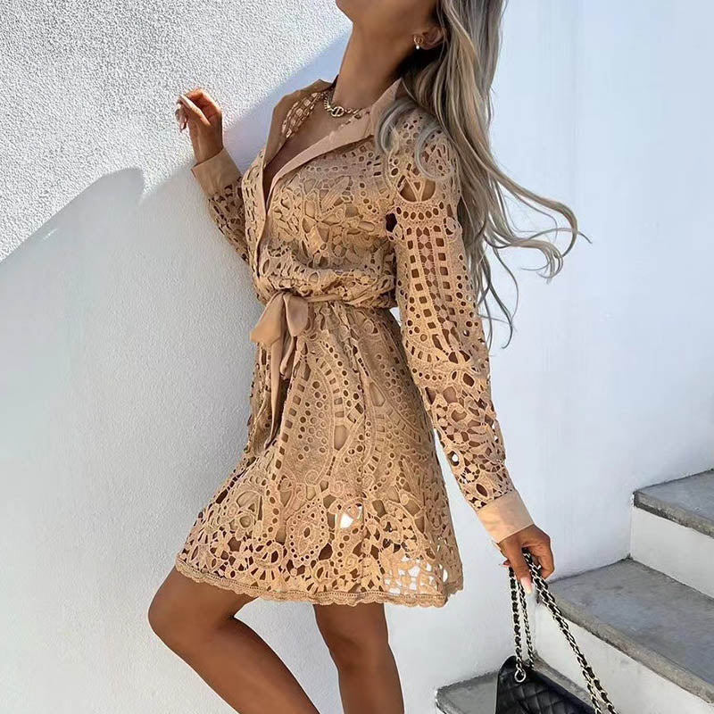 Vestido de Renda Curto Chemise Manga Longa