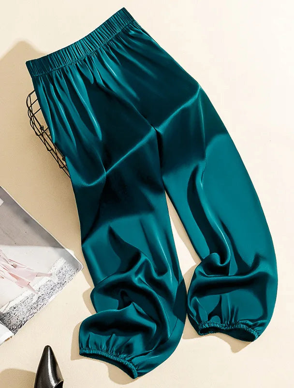 Calça Jogging de Cetim verde esmeralda escuro brilhosa cargo