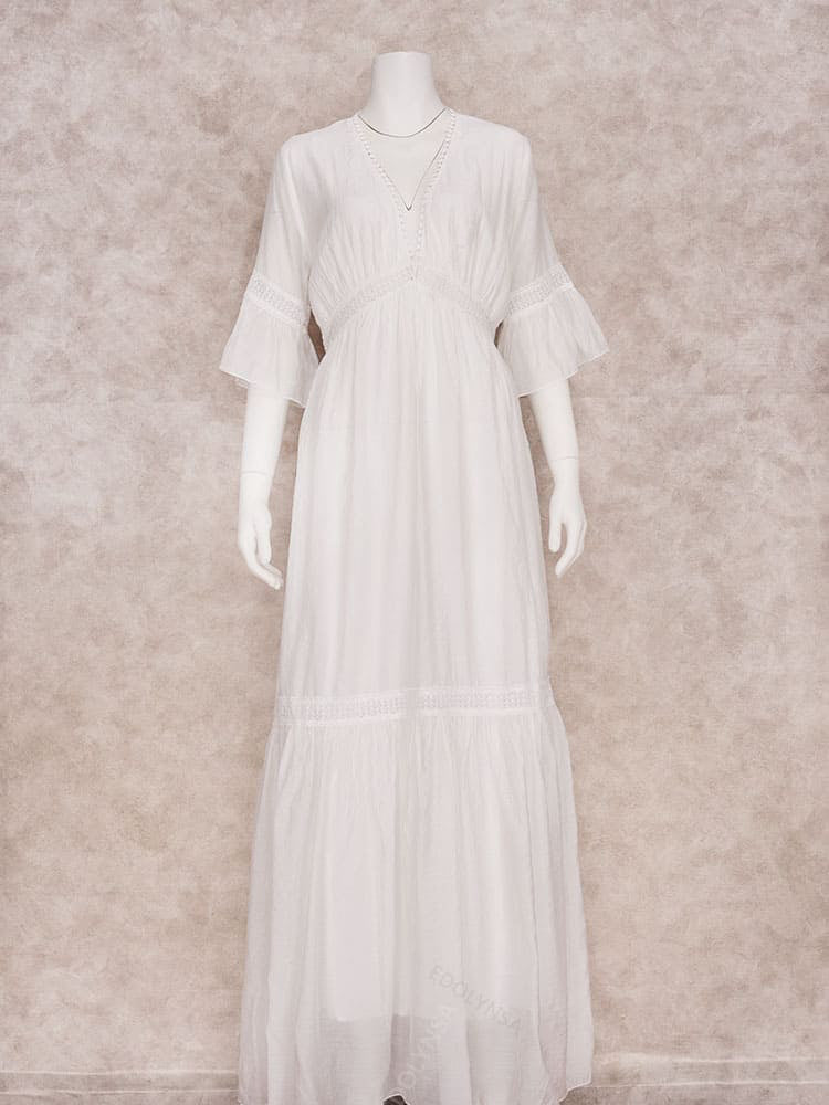 Vestido Longo Branco com Renda Decote V Praia