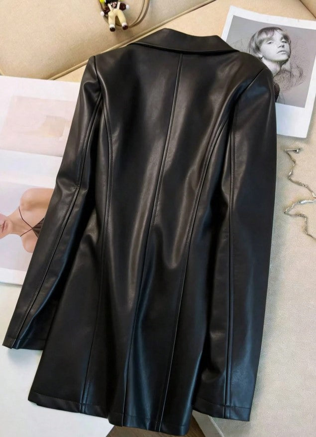 Casaco Blazer alongado de Couro Eco Elegante sofisticado preto