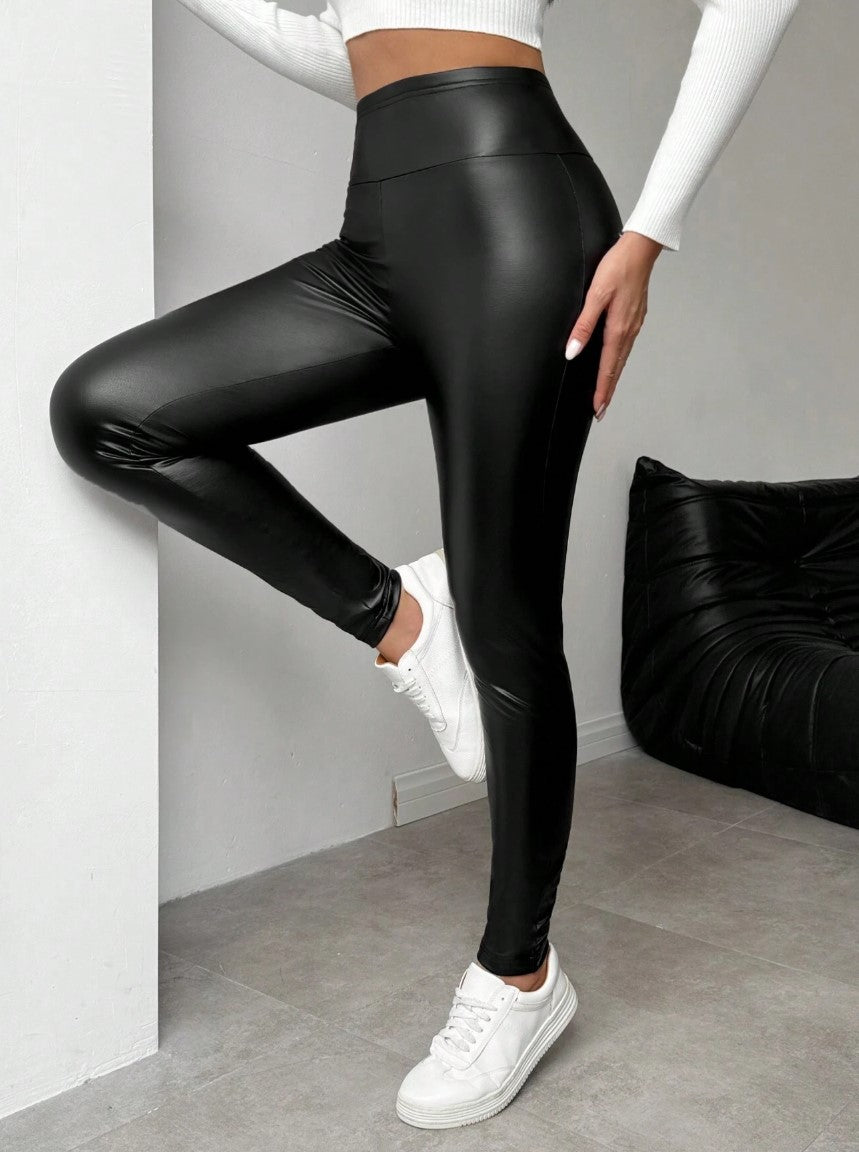Calça Legging Térmica Forrada Couro Falso preta inverno neve