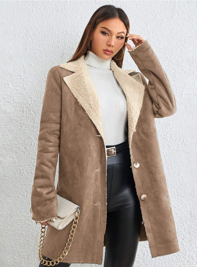 Casaco Forrado de Pelúcia pelo Alto Inverno quentinho bege claro elegante