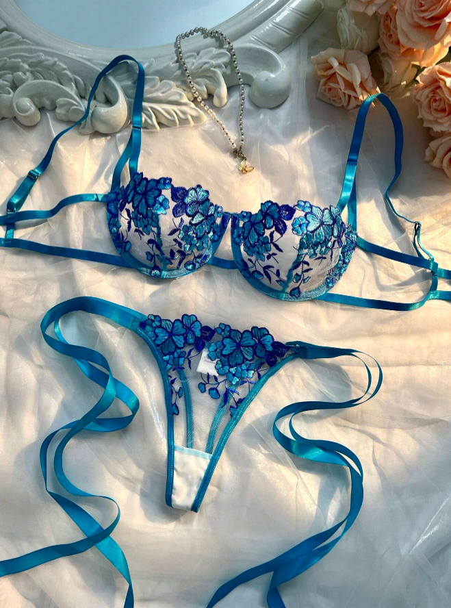 Conjunto Lingerie de renda Erótico Bordado Transparente Laços fio dental sem bojo azul
