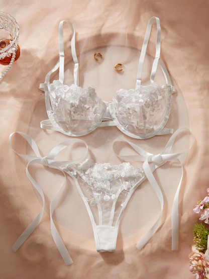 Conjunto Lingerie de renda Erótico Bordado Transparente Laços fio dental sem bojo noiva branco