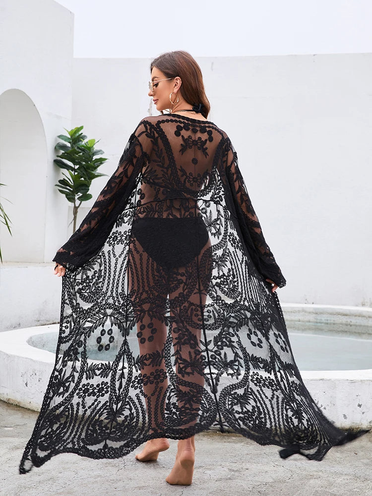 Saída de Praia Longa de Renda  preta manga longa transparências elegante