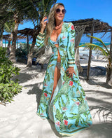 Saída de Praia Longa estampado azul tropical acinturada manga longa decote v