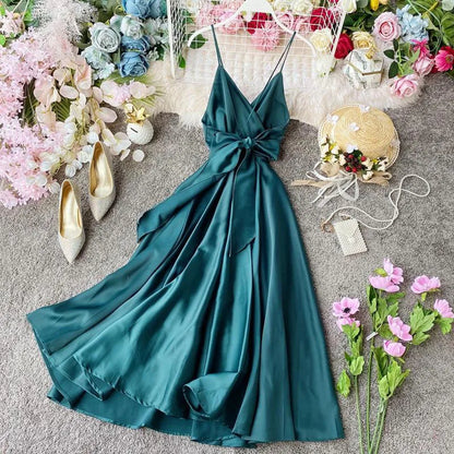 Vestido de Festa Midi de Cetim Laço nas Costas
