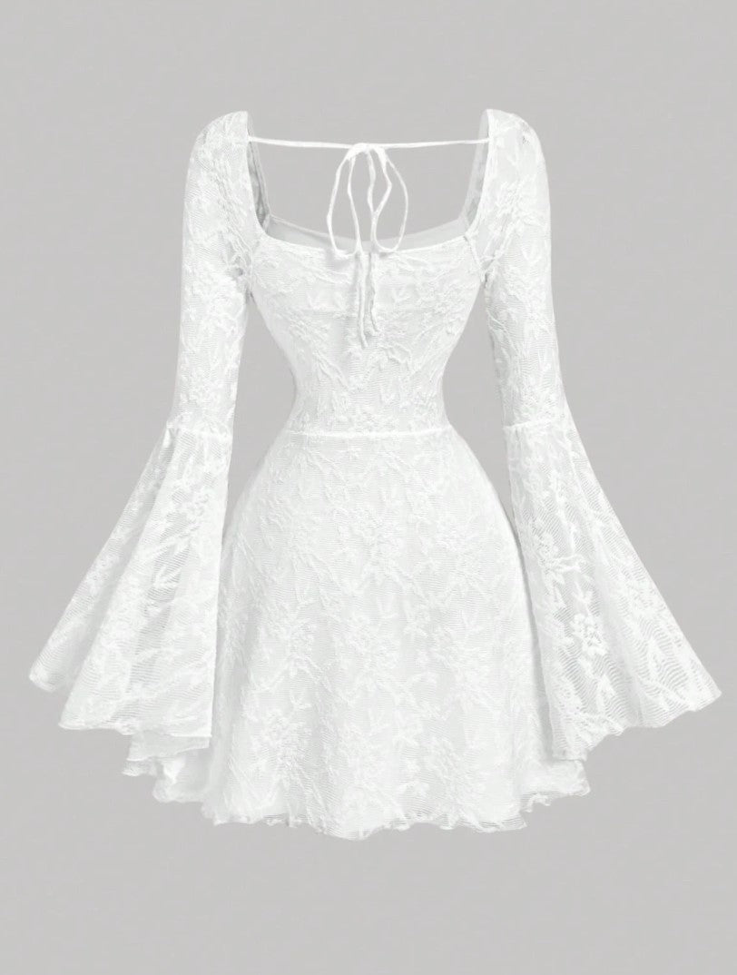 Vestido de Festa curto de Renda Decote Coração Princesa manga flare branco noiva ensaio