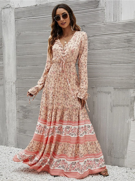 Vestido Longo Western Boho Manga Longa bege decote trançado