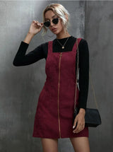 Vestido Salopete Veludo Cotelê Zíper VERMELHO VINHO LOOK INVERNO SOBREPOSIÇÃO