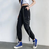 Calça Cargo Preta com Bolsos Corrente