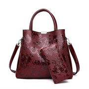 Bolsa de Mão Relevo Rosas Couro Office vermelho vinho