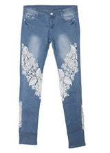 Calça Jeans c/Renda LO8523
