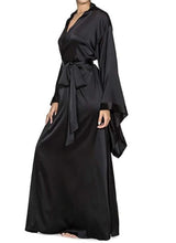 Robe Longo de Cetim Manga Ampla  preto