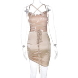 Vestido de Festa de Cetim Curto Drapeado Alcinha Sensual Fenda