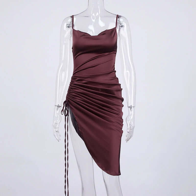 vestido de festa de cetim midi fenda com amarração sensual sexy verão decote V brilhante brilhoso fenda alcinha elegante acinturado costas nuas abertas pregueado assimétrico vinho