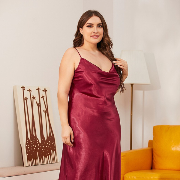Vestido de best sale cetim plus size
