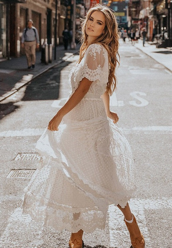 Vestido Boho Chic de Renda Longo midi Branco  Manga Curta casamento civil