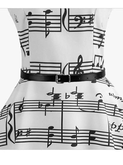 Vestido Retrô Marilyn Regata Estampado Acinturado Midi, P, M, G, GG, 2G, Branco e Preto Partitura