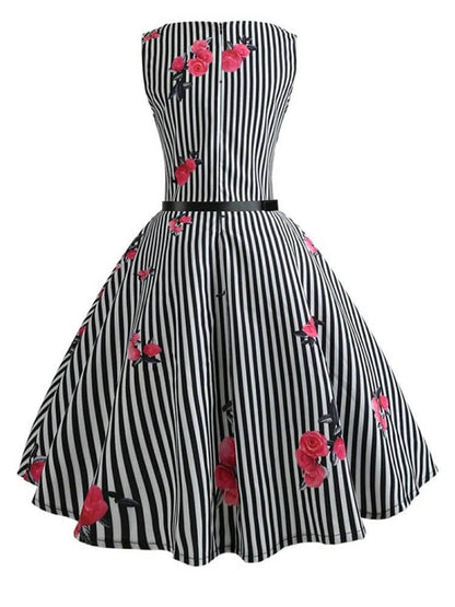 Vestido Retrô Marilyn Regata Estampado Acinturado Midi, P, M, G, GG, 2G, Preto e Branco Listrado Floral