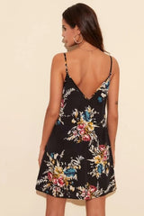 Vestido Curto Preto Floral Alcinha 