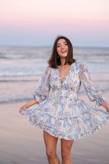 Vestido branco curto de Manga Costas Vazadas