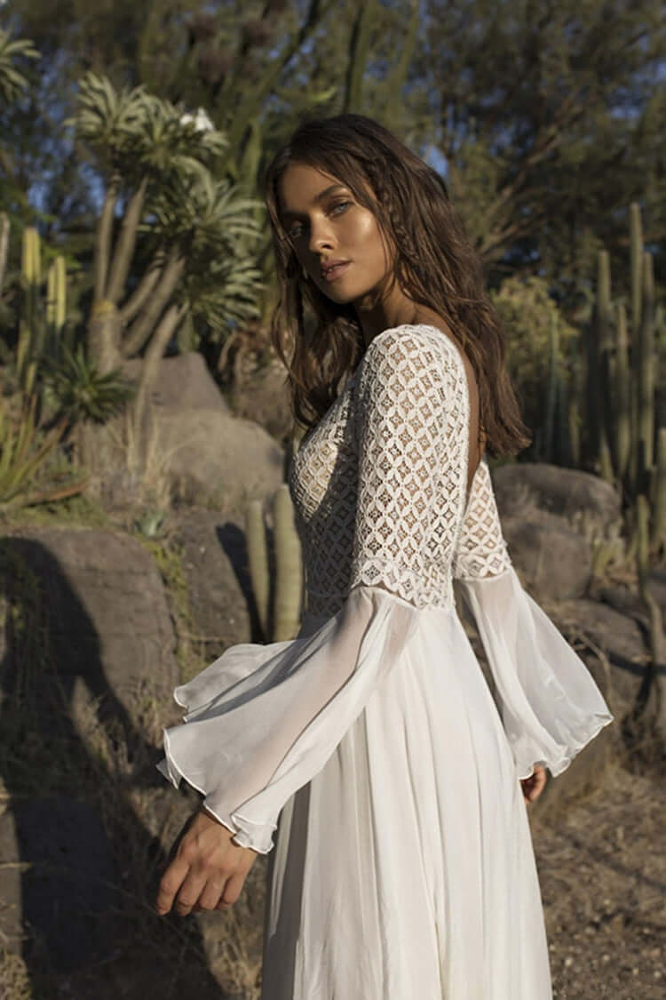 Vestido Longo Branco c/ Detalhes Flare Rendas